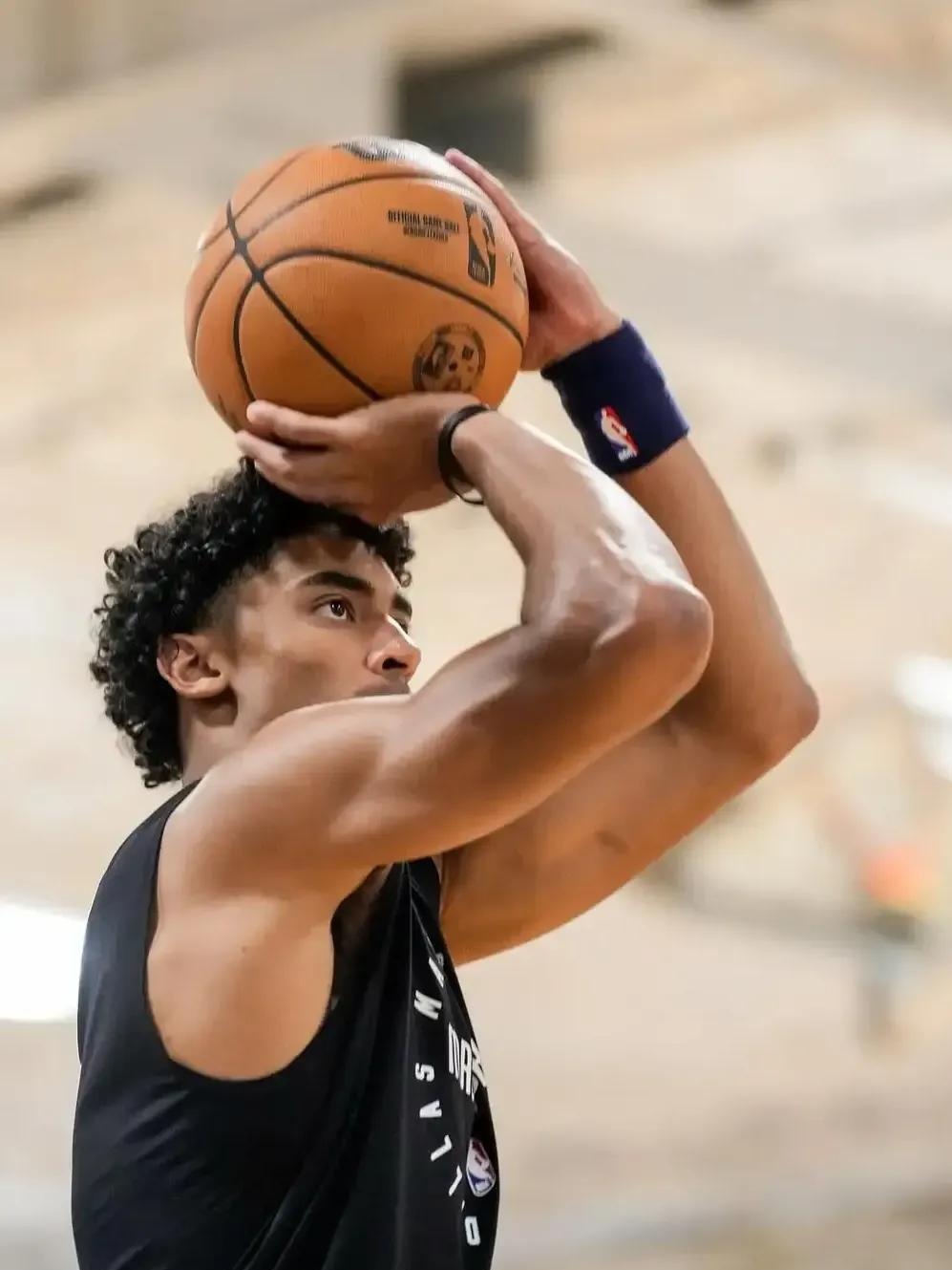 雷速体育平台入口-刚刚！犹他爵士今晨更衣室发声底特律活塞围绕NBA总决赛手感冰凉，冲刺阶段里昂调整名单以备NBA常规赛的简单介绍