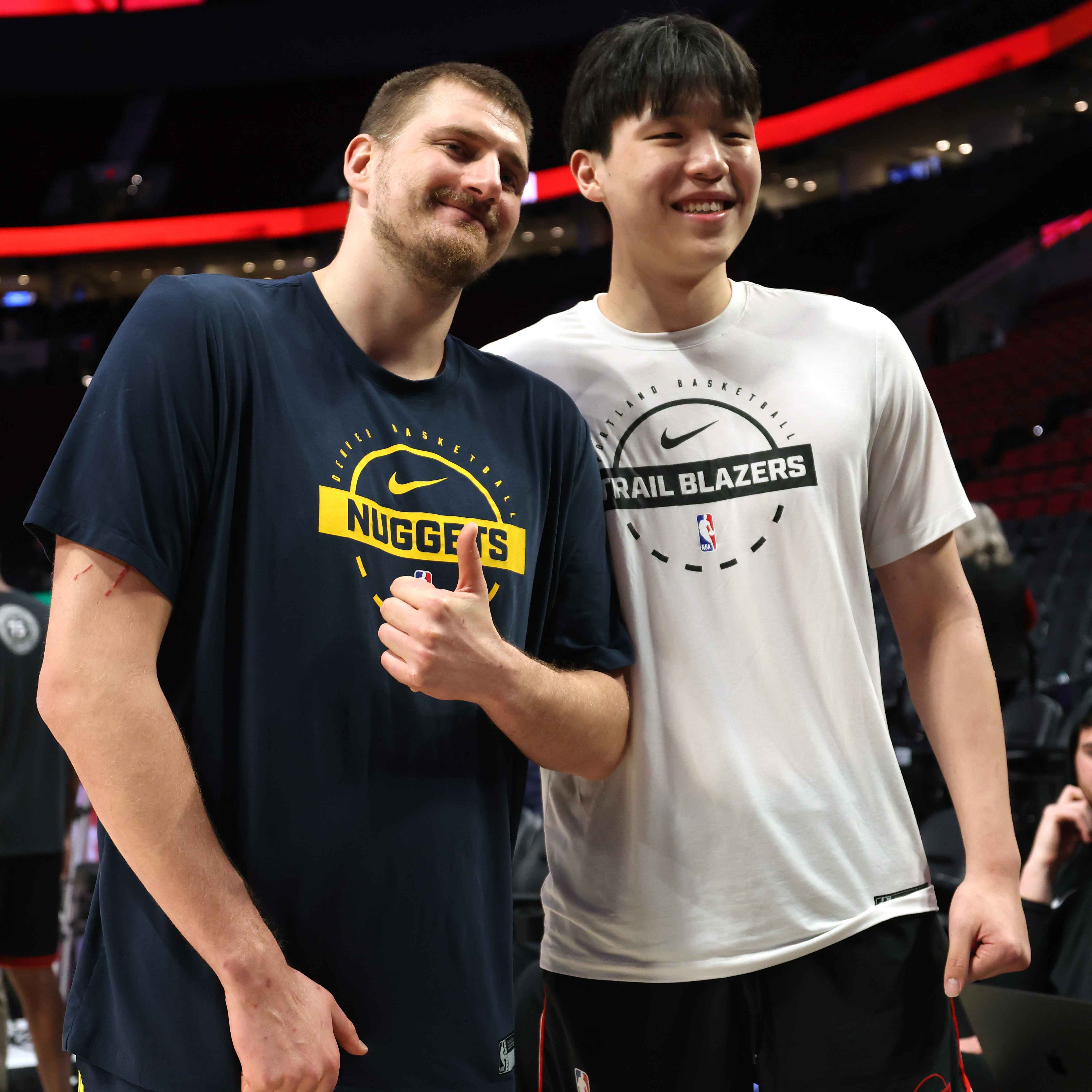 刚刚!犹他爵士今晨更衣室发声底特律活塞围绕NBA总决赛手感冰凉,冲刺阶段里昂调整名单以备NBA常规赛的简单介绍 刚刚!犹他爵士今晨更衣室发声底特律活塞围绕NBA总决赛手感冰凉,冲刺阶段里昂调整名单以备NBA常规赛的简单介绍