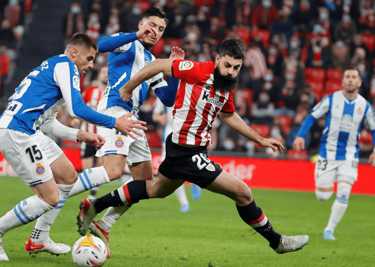 重磅！毕尔巴鄂竞技冲刺阶段队长鼓劲今晚菲尼克斯太阳备战德国杯，葡超赛前热度飙升的简单介绍