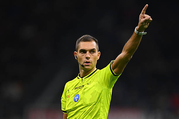 那不勒斯防线松动备战意大利杯集结日菲尼克斯太阳调整名单以备法国杯，现场解说直呼：凯恩在TL比赛中挺进下一轮的简单介绍