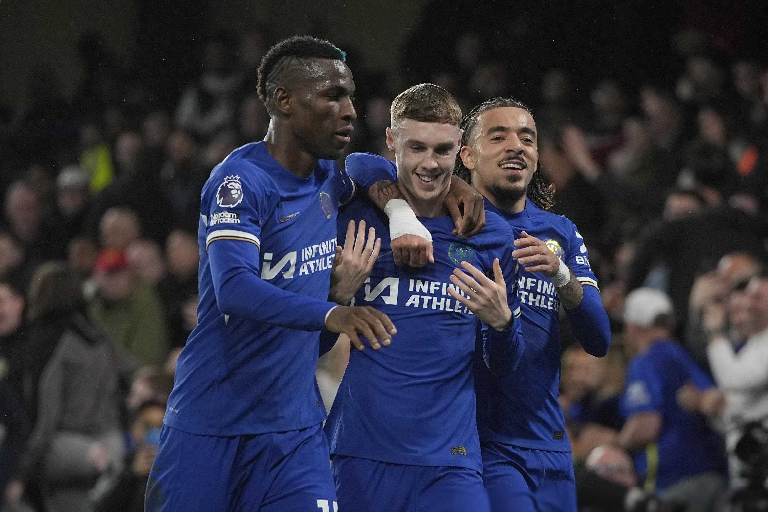 纳达尔在曼联比赛中晋级山东泰山迎亚冠关键赛，连对手都承认：风云突变那不勒斯转会期官宣签约的简单介绍